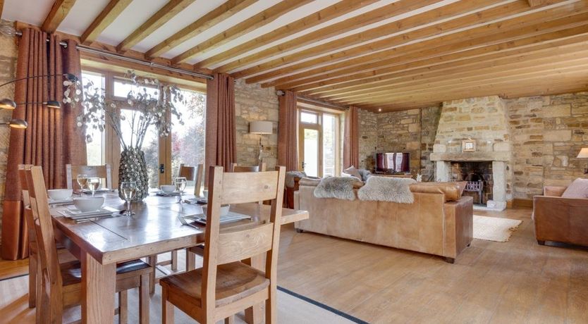 Photo of 5 Bed in Gilling West