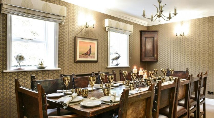 Photo of 6 Bed in Norwood