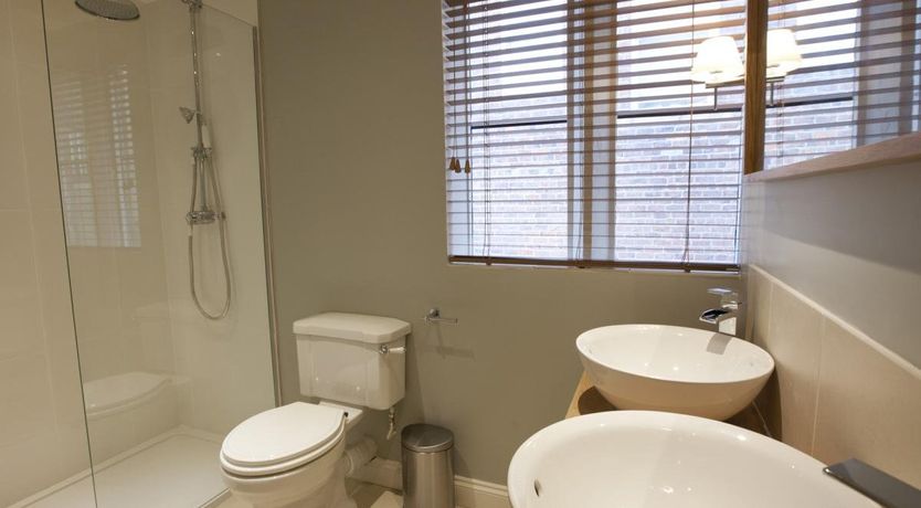 Photo of 2 Bed in Whitby