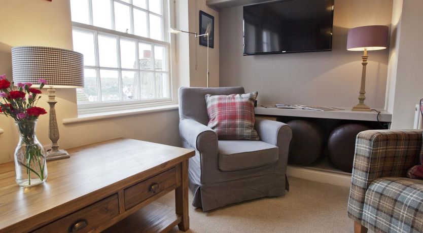 Photo of 2 Bed in Whitby