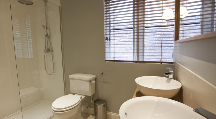 Photo of 2 Bed in Whitby