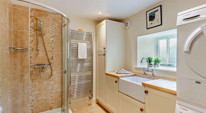 Photo of 4 Bed in Richmond