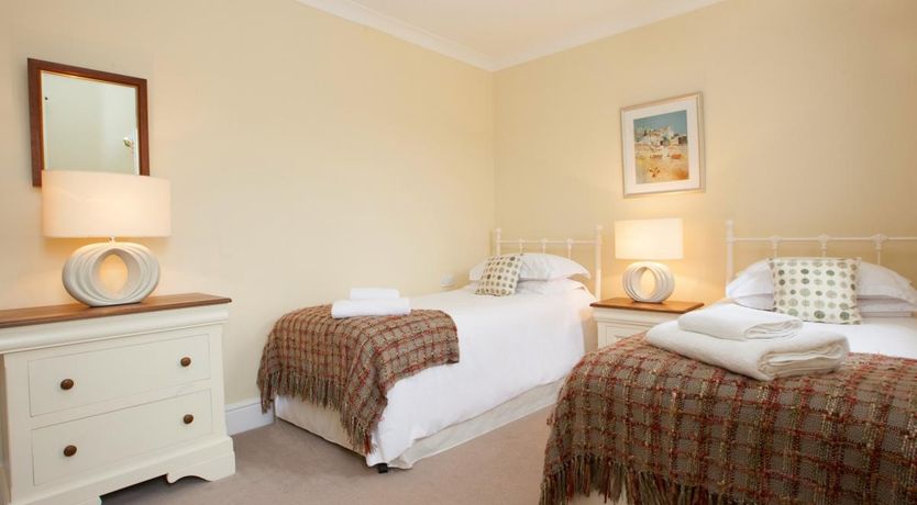 Photo of 2 Bed in Saltmarshe