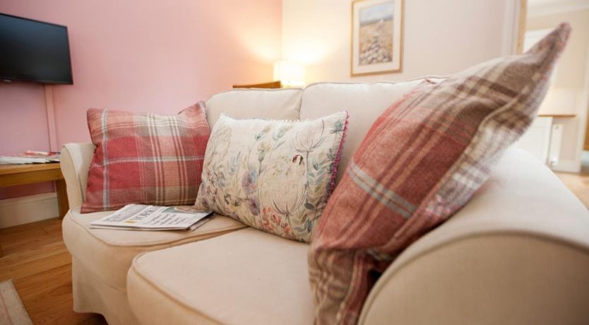 Photo of 2 Bed in Saltmarshe