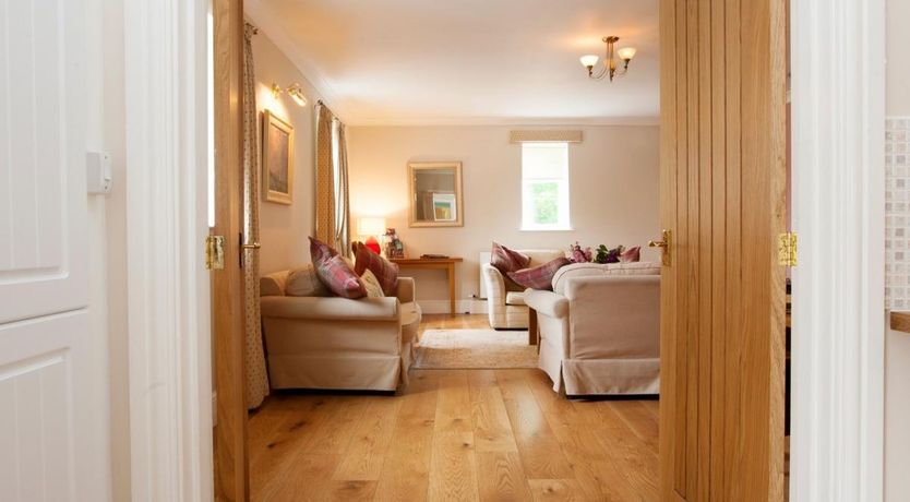 Photo of 2 Bed in Saltmarshe