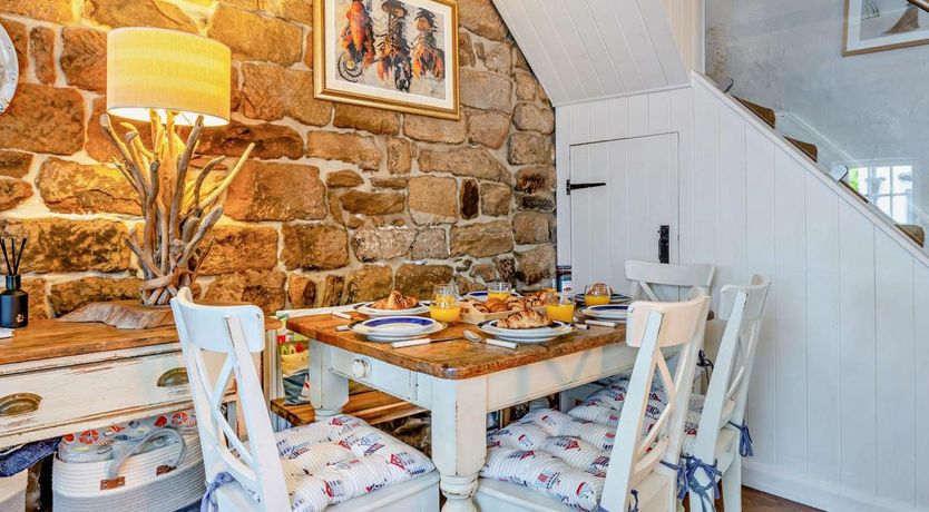 Photo of 3 Bed in Robin Hoods Bay