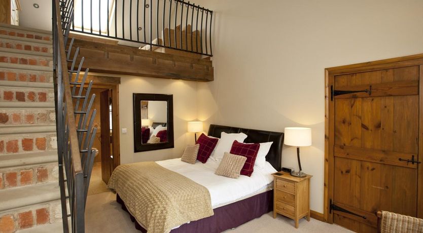 Photo of 4 Bed in Slingsby