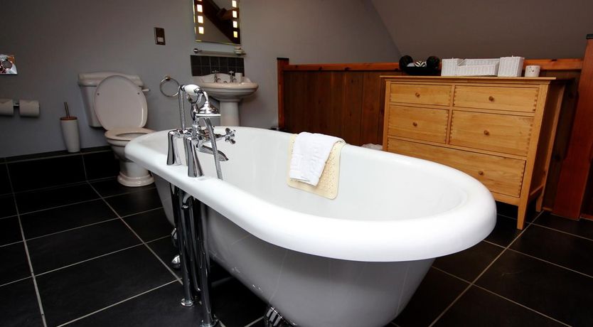 Photo of 4 Bed in Slingsby