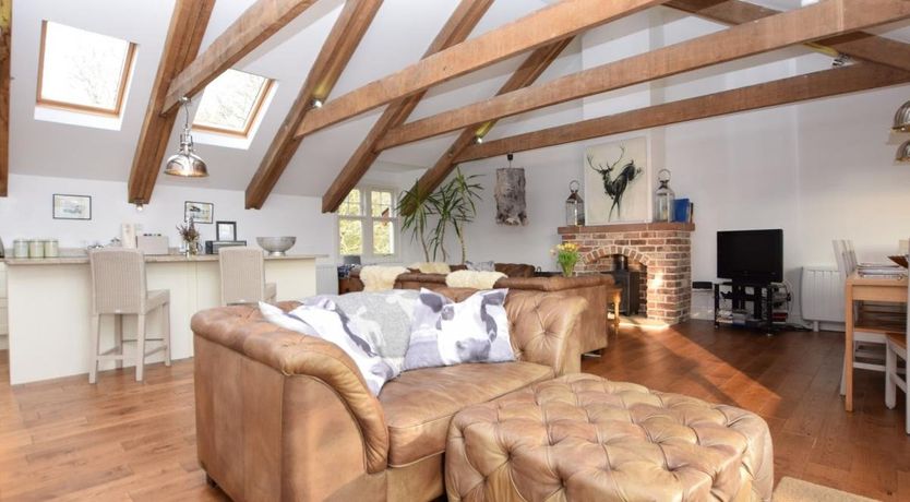 Photo of 5 Bed in Colintraive