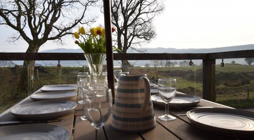 Photo of 5 Bed in Colintraive