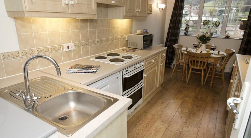 Photo of 3 Bed in Sandsend