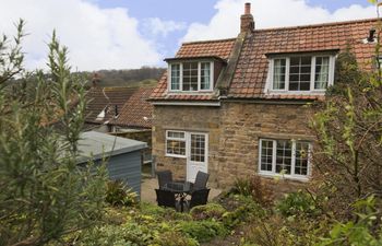 in Sandsend (G0138) Holiday Cottage