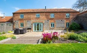 Photo of Plane Tree Barn