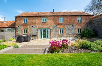 Plane Tree Barn Holiday Cottage