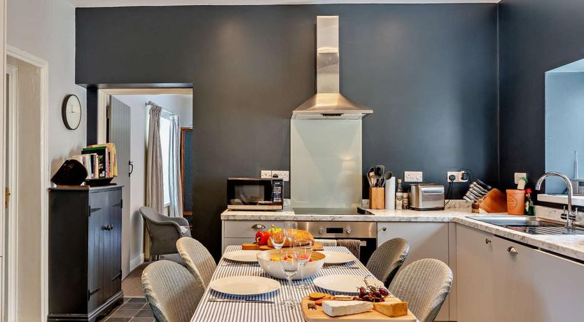 Photo of 2 Bed in Moulton