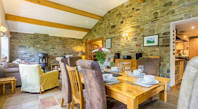 Photo of 4 Bed in Hackforth