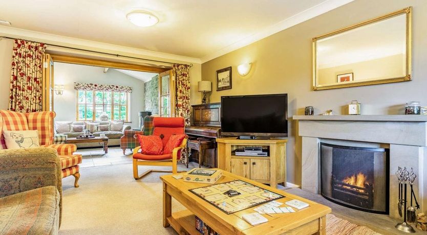 Photo of 4 Bed in Hackforth