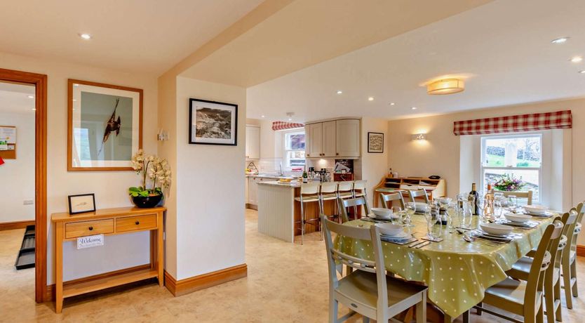 Photo of 4 Bed in Richmond