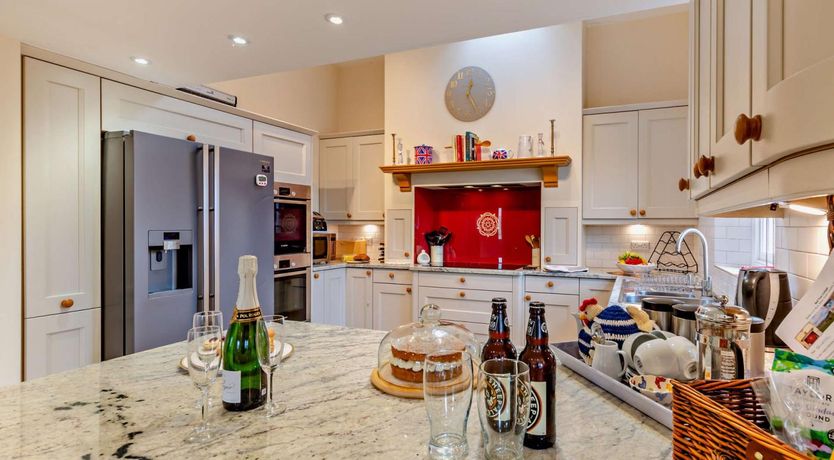 Photo of 4 Bed in Richmond