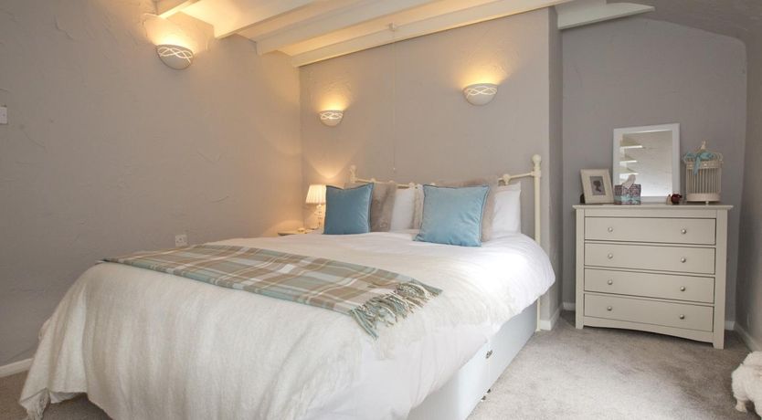 Photo of 2 Bed in Sandsend
