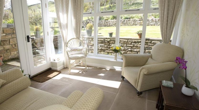 Photo of 3 Bed in Low Row