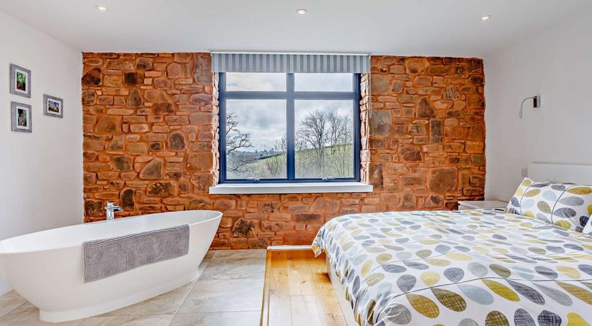 Photo of 2 Bed in Tiverton