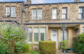 3 Bed in Knaresborough Holiday Cottage