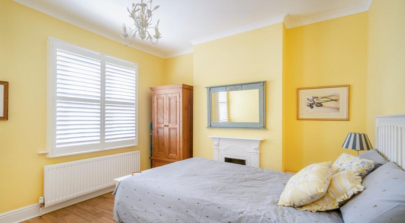 Photo of 3 Bed in Knaresborough