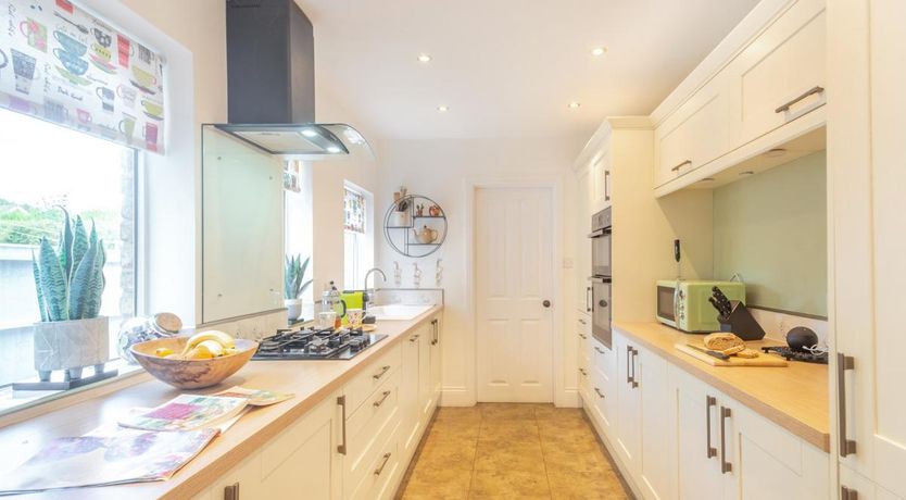 Photo of 3 Bed in Knaresborough