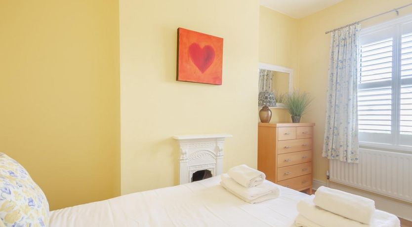 Photo of 3 Bed in Knaresborough