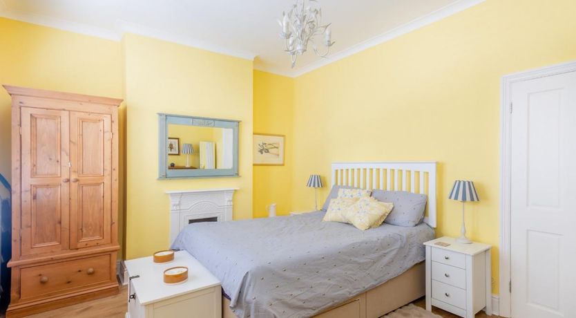 Photo of 3 Bed in Knaresborough