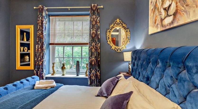 Photo of 5 Bed in Pickering