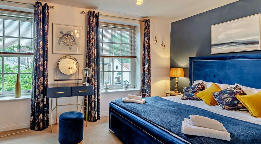 Photo of 5 Bed in Pickering