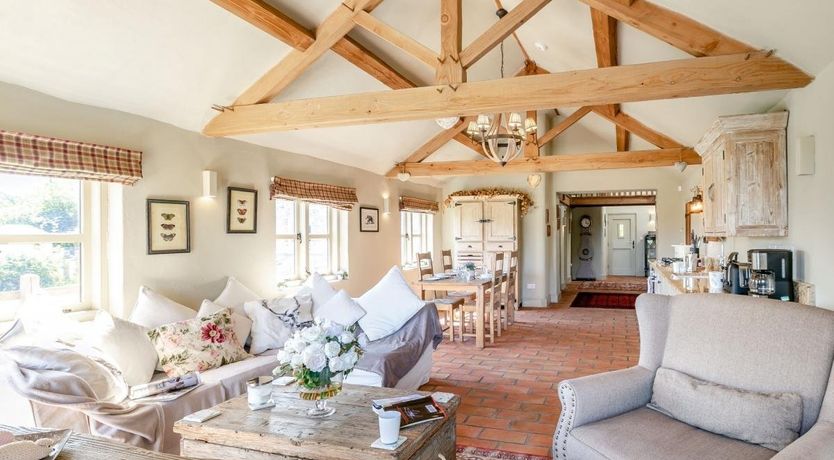 Photo of 2 Bed in Ellerton