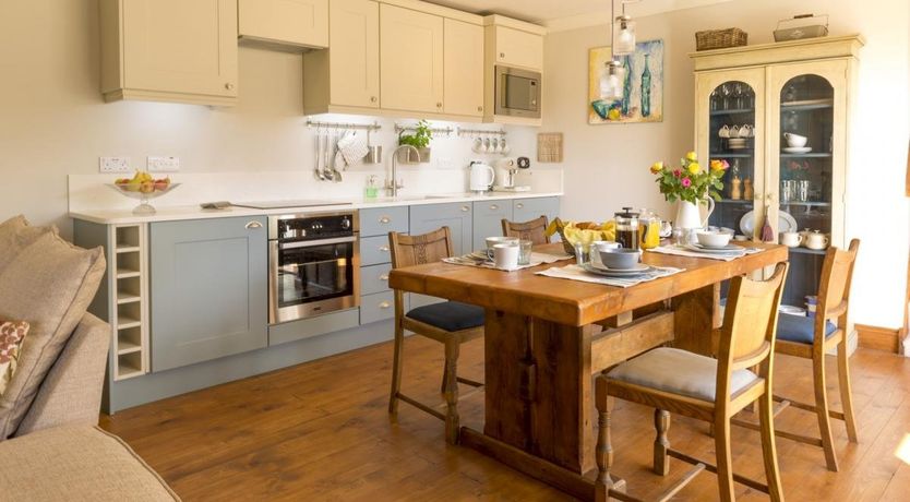 Photo of 2 Bed in Marton le Moor