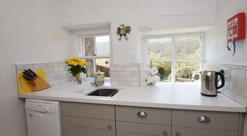 Photo of 4 Bed in Starbotton