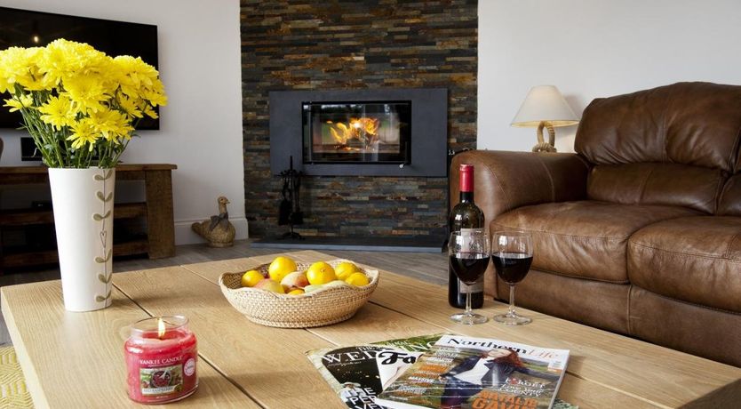 Photo of 4 Bed in Rosedale East