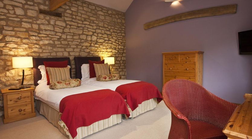 Photo of 2 Bed in Slingsby