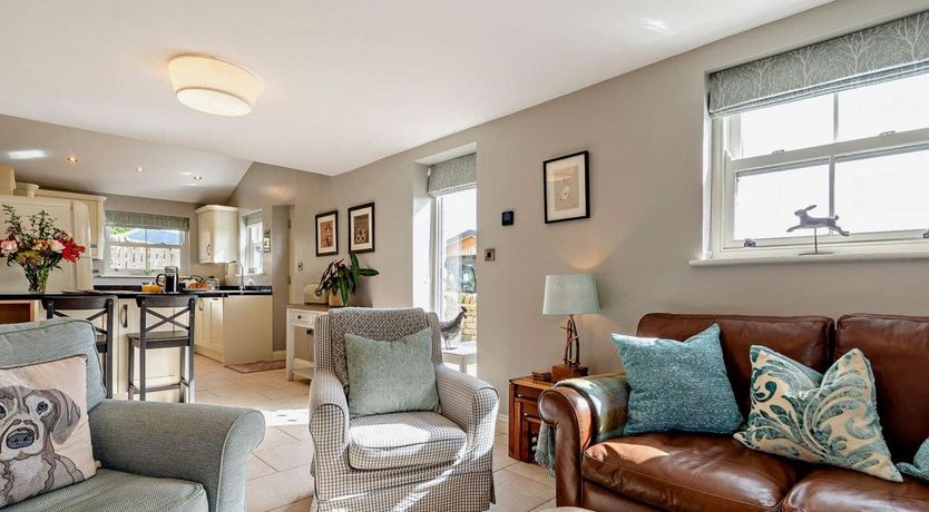 Photo of 2 Bed in Glasshouses