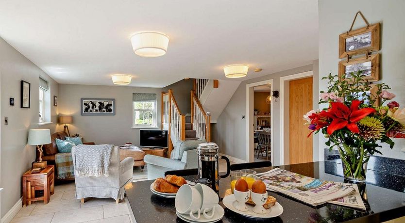 Photo of 2 Bed in Glasshouses