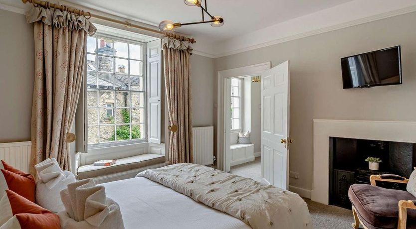 Photo of 4 Bed in Middleham