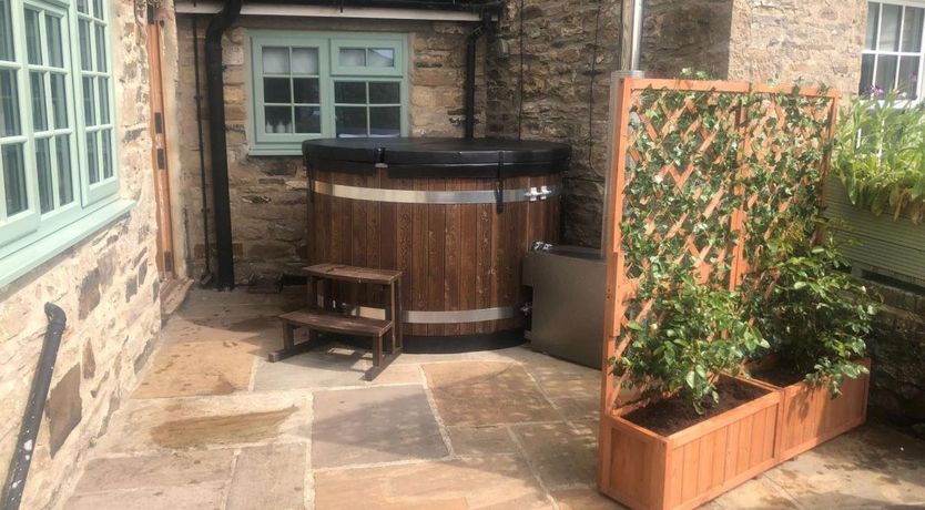 Photo of 2 Bed in Harmby