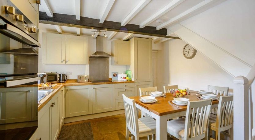 Photo of 2 Bed in Harmby