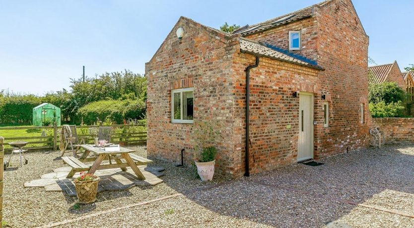 Photo of 2 Bed in Ellerton