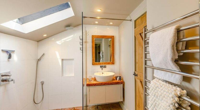 Photo of 2 Bed in Ellerton