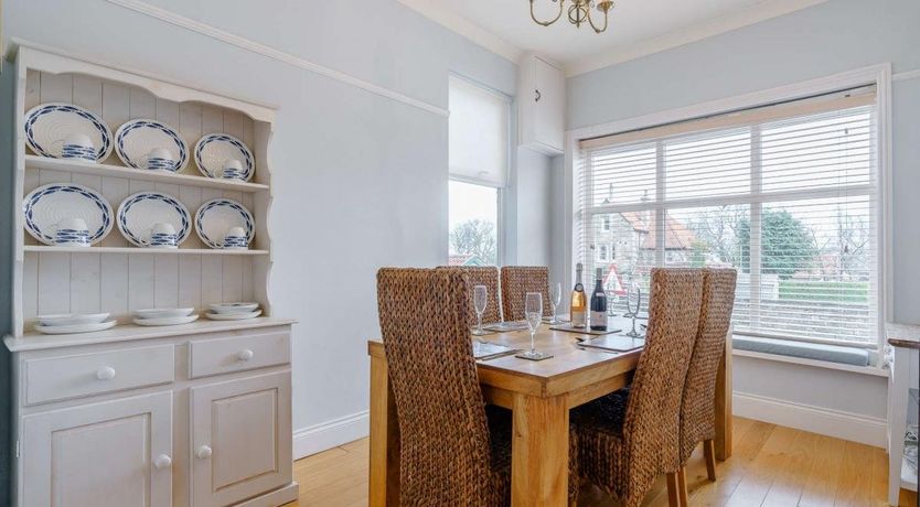 Photo of 3 Bed in Robin Hood's Bay 0.5 mls SW