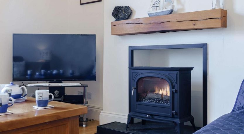 Photo of 3 Bed in Robin Hood's Bay 0.5 mls SW