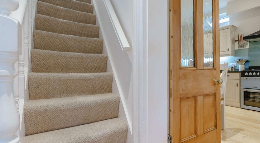 Photo of 3 Bed in Robin Hood's Bay 0.5 mls SW