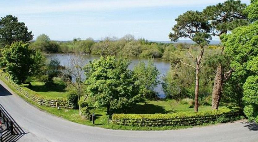 Photo of Wallslough Village