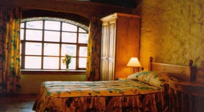 Photo of Wallslough Village